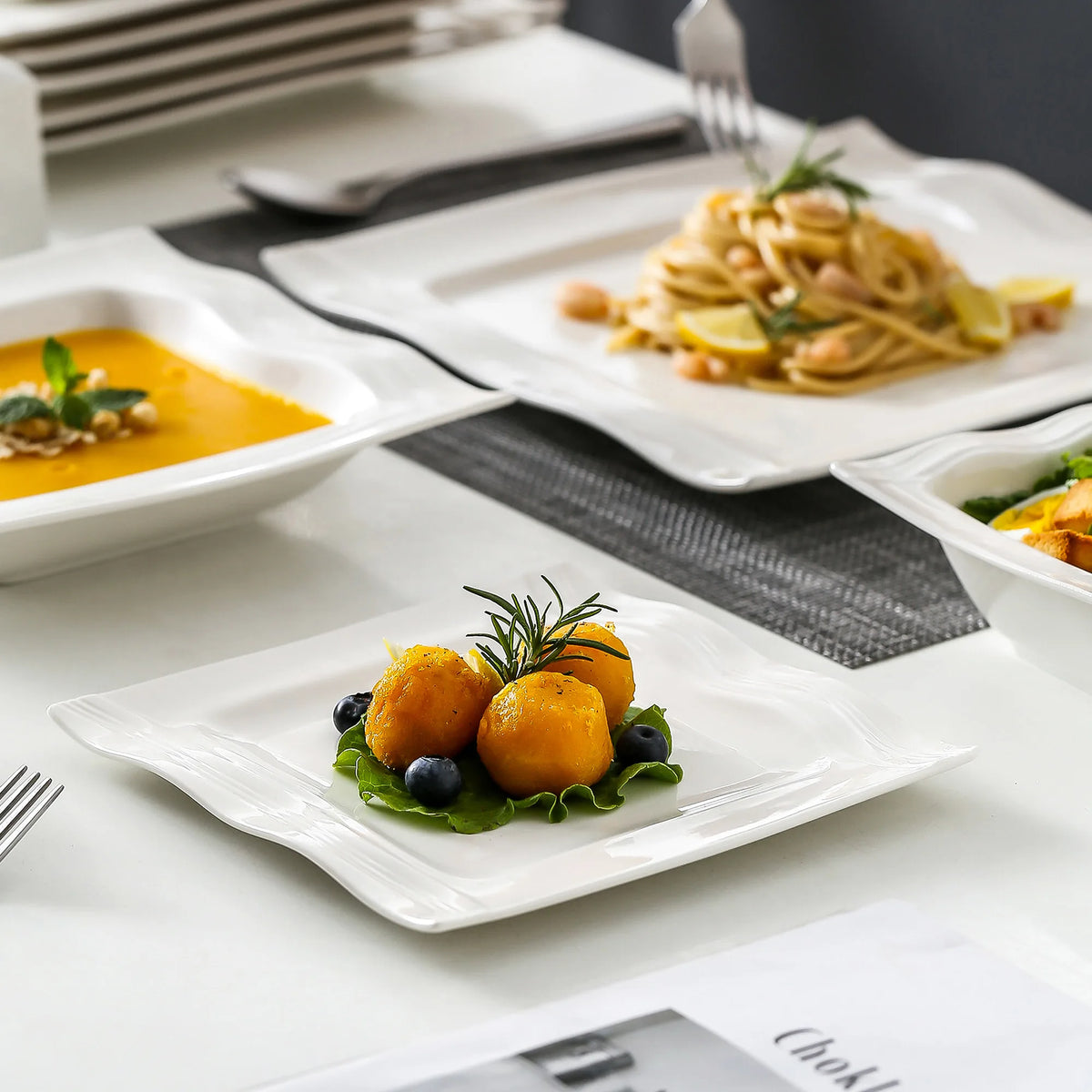 MALACASA Square Porcelain Dinnerware Set With Plates And Bowls
