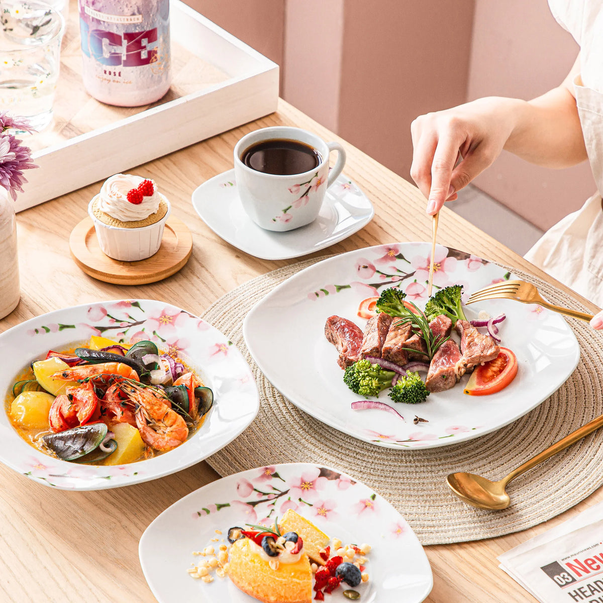 MALACASA Annie Floral Porcelain Dinnerware Set for Elegant Dining