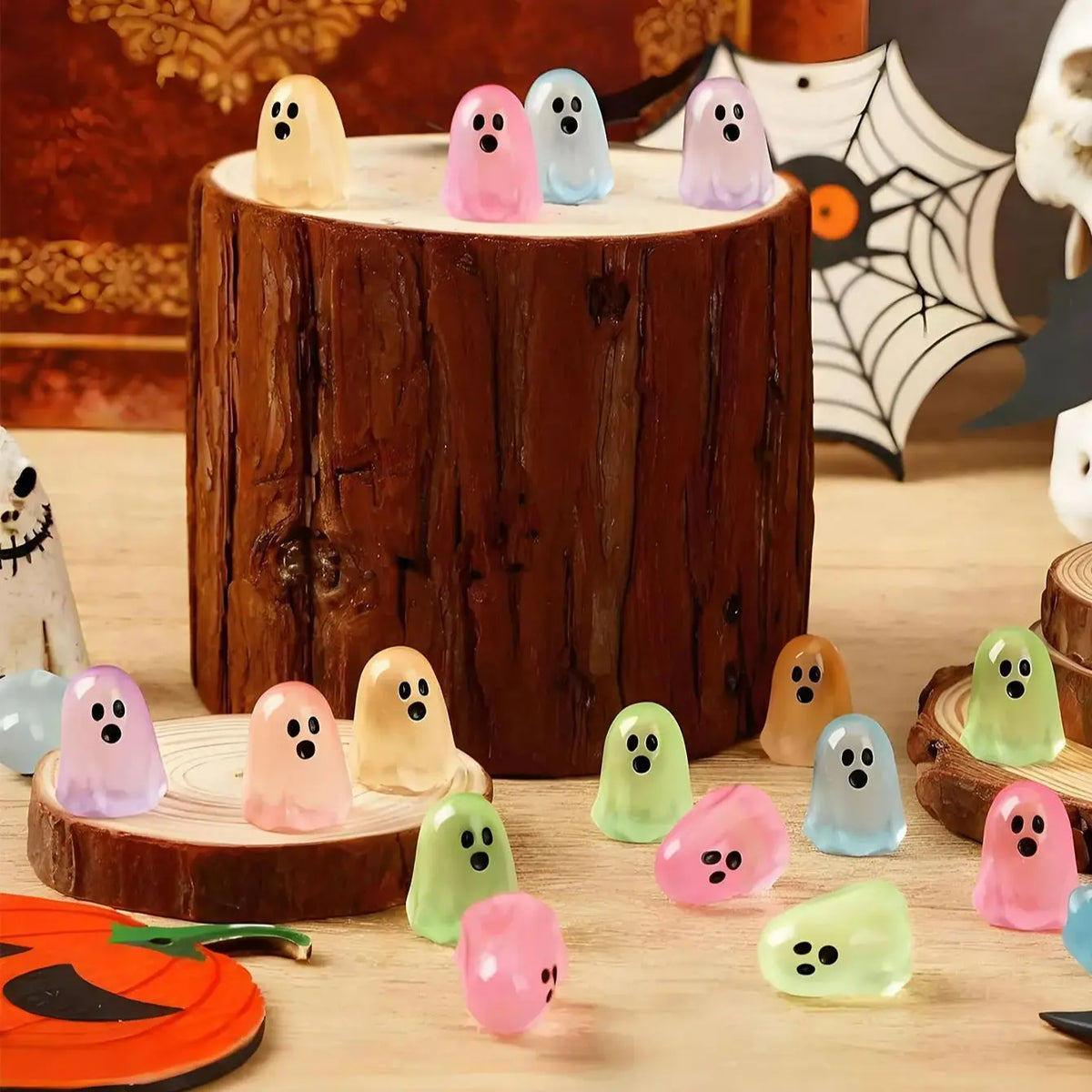 Mini Resin Ghost Luminous Halloween Decoration Figurines