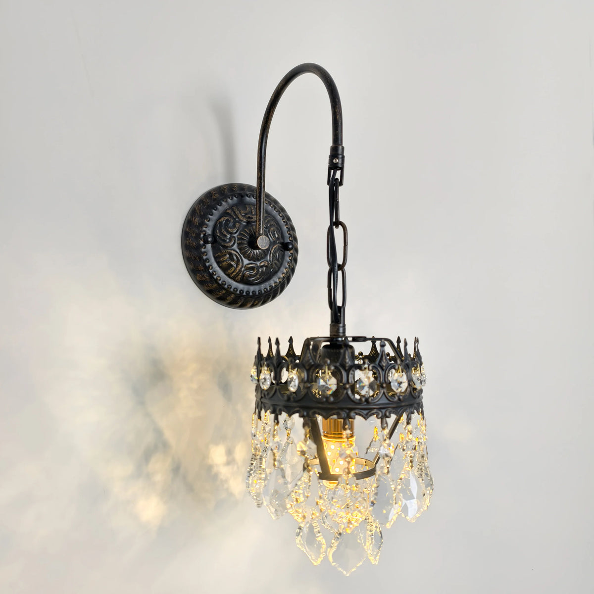 Vrygle Medieval Modern Crystal Wall Lamp for Indoor Spaces
