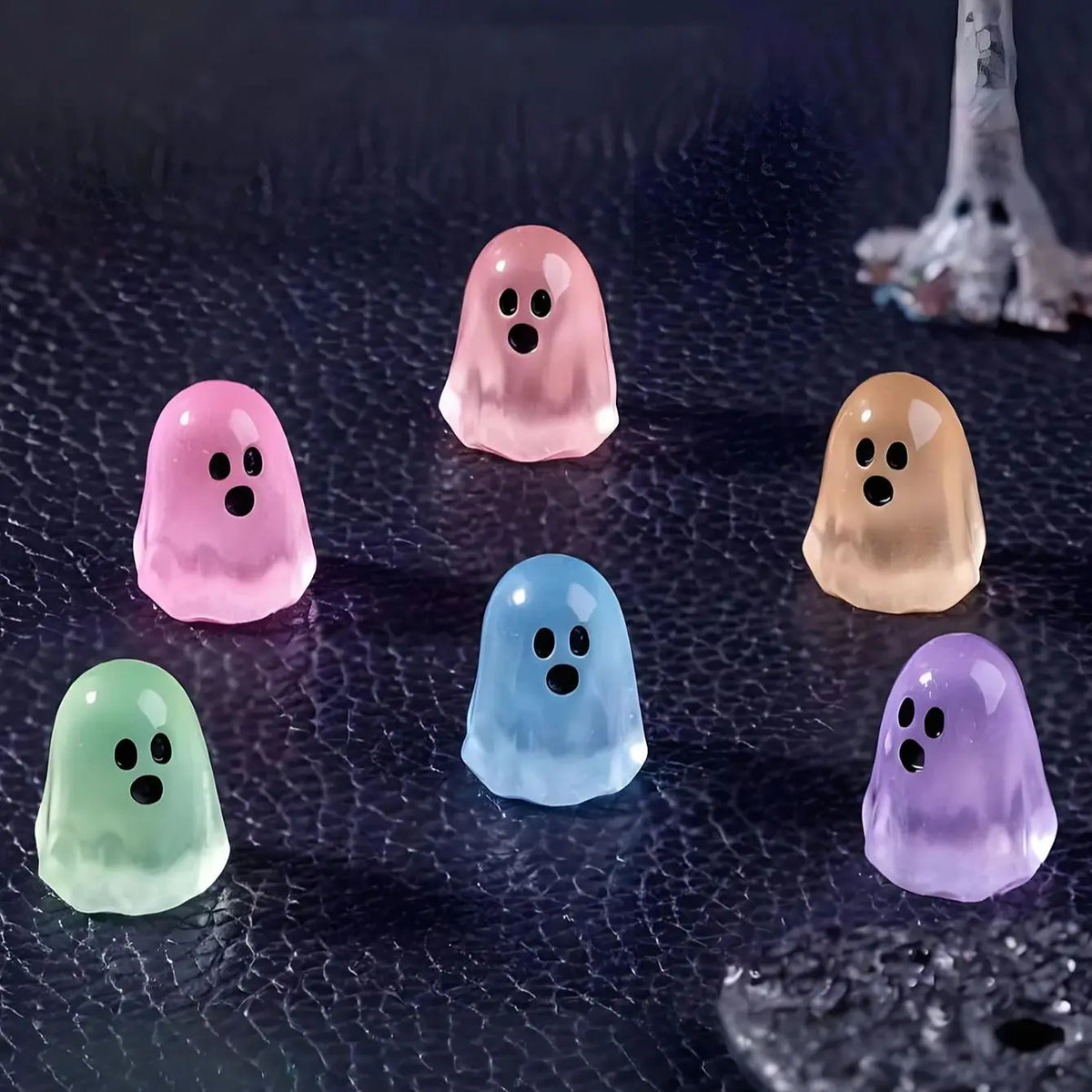 Mini Resin Ghost Luminous Halloween Decoration Figurines