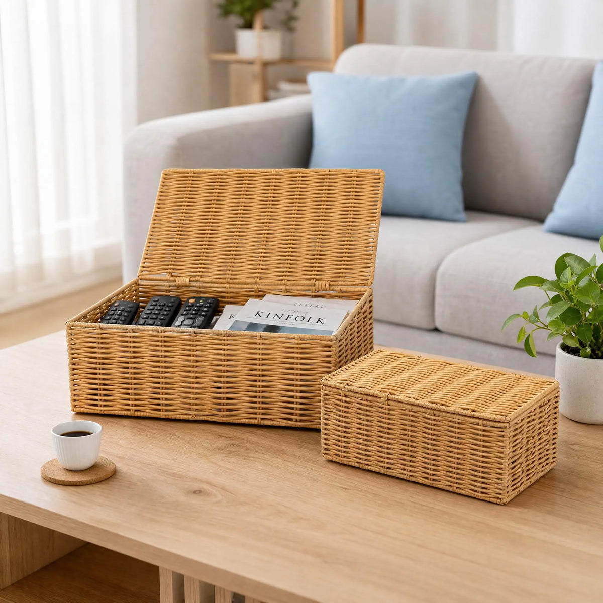 Handwoven Wicker Storage Basket With Lid And Rack