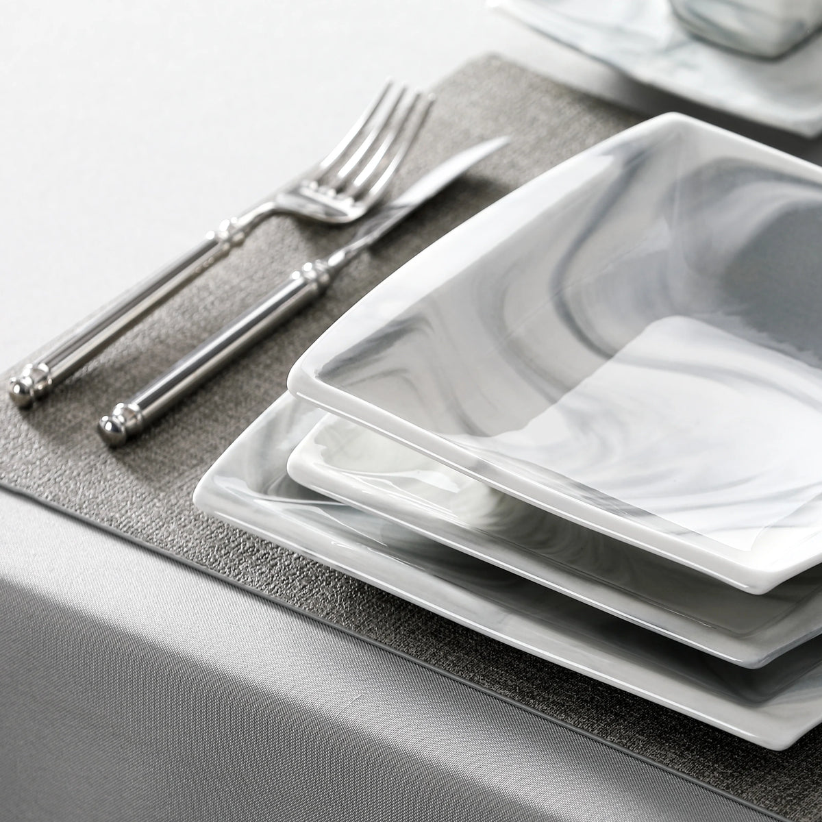 MALACASA Porcelain Dinnerware Set for Home and Dining